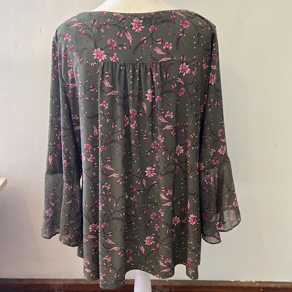 Westport olive green floral long sleeve blouse Size L - Picture 9 of 10